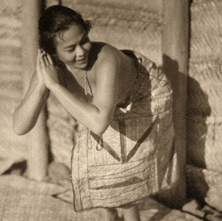 Date: 1926Location: SamoaIn picture: Fa´angase (Fa´angase Su´a-Filo)