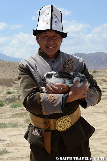 キルギスの鷹匠 Eagle Hunting Show Kyrgyz (5)