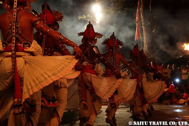 キャンディ　ペラヘラ祭　アジアゾウ　Kandy Perahera Festival (6)