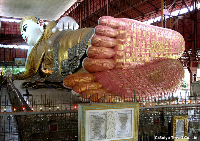 チャウタッジー・パゴダの大寝釈迦像