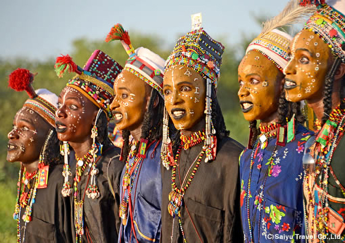 中央アフリカチャド民族の民族衣装