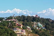 ヒマラヤ展望山岳リゾートで過ごすネパールの旅