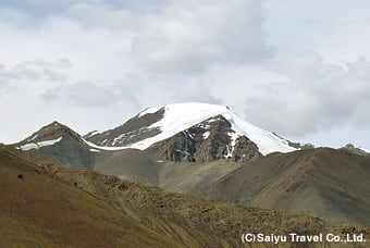 グレップ・カンリ（5,900m）