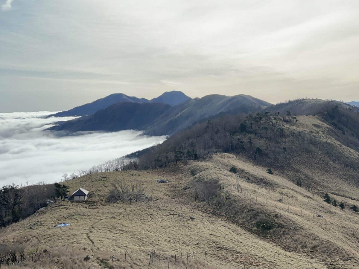 ■ツアー報告 GW四国二大縦走トレイル 剣山と石鎚山を歩き尽くす