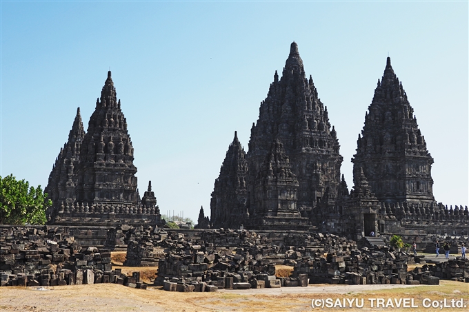 インドネシア<br>世界遺産ボロブドゥールと天空の寺院を巡る