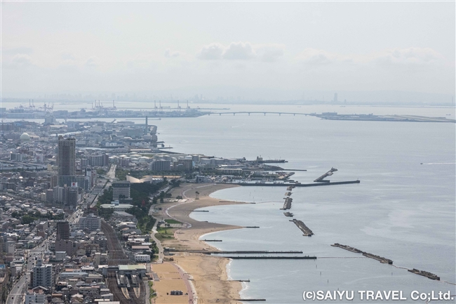 須磨海浜海岸と埋立地(神戸空港など)