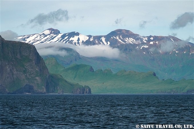 アクタン山　アリューシャン列島　アクタン島　Aleutian islands Akutan Island (1)