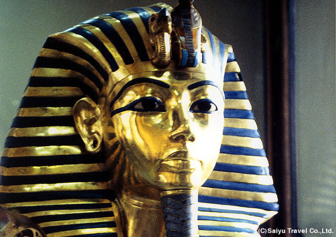 ツタンカーメン王の黄金のマスク（エジプト考古学博物館収蔵）