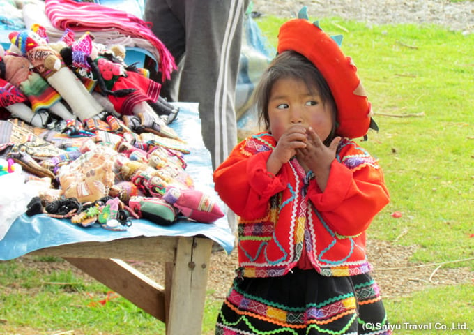 色鮮やかな民族衣装（ペルー）