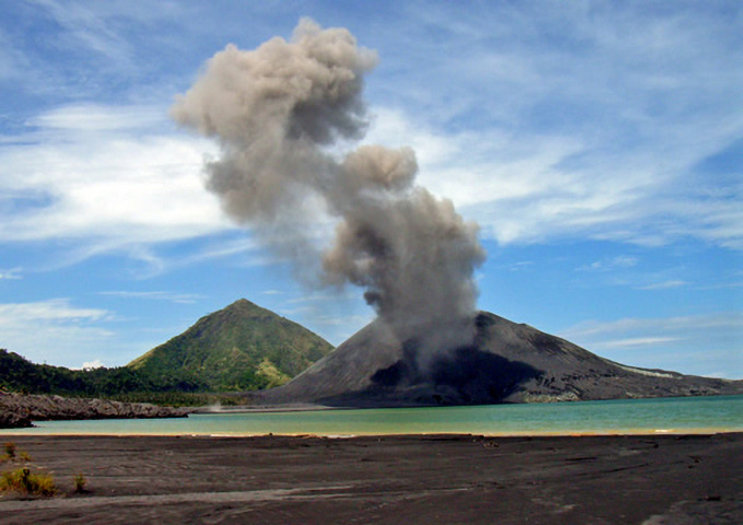 ラバウルのタブルブル火山