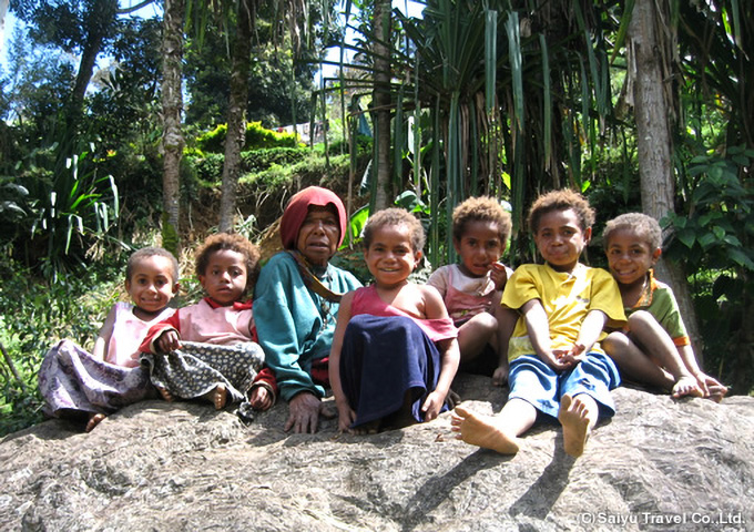 パプアニューギニアの子供たち