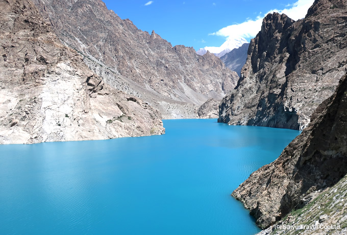 アッタバード湖 Attabad Lake