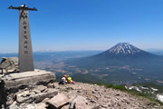 北海道・ニセコトレッキングと羊蹄山、樽前山＆オロフレ山