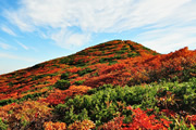 秋の東北スペシャル 紅葉のみちのくの名峰７座登頂と７つの名湯巡り