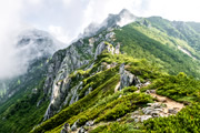 中央アルプス主脈大縦走 ～木曽駒ヶ岳・空木岳・南駒ヶ岳・越百山～