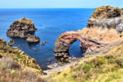 史跡と伝説・絶景の隠岐諸島4島めぐり 