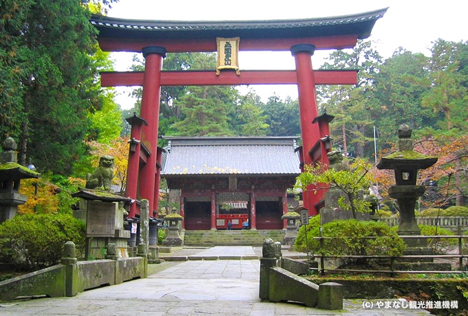 山小屋ガイドと登る富士山参拝登山 精進湖ルートから馬返しへ 西遊旅行の添乗員同行ツアー 147号 山小屋ガイドと登る富士山参拝登山 精進湖ルートから馬返しへ 西遊旅行の添乗員同行ツアー 147号