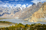 黄金の山岳パキスタン大周遊