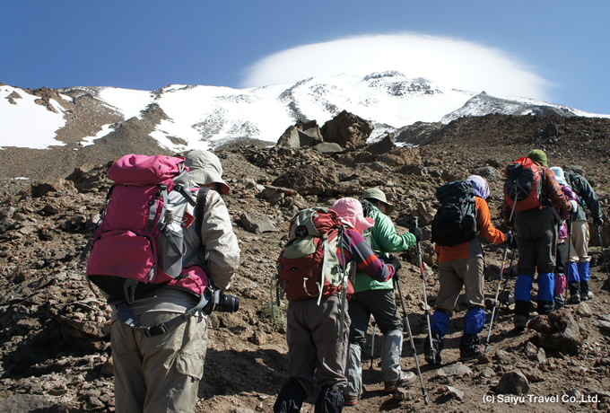 イラン最高峰ダマバンド山登頂 西遊旅行の添乗員同行ツアー 147号