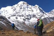 アンナプルナ内院トレッキング 名峰ひしめく聖域を訪ねて