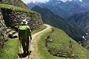 古代インカ道トレッキング 失われた空中都市マチュピチュを目指して
